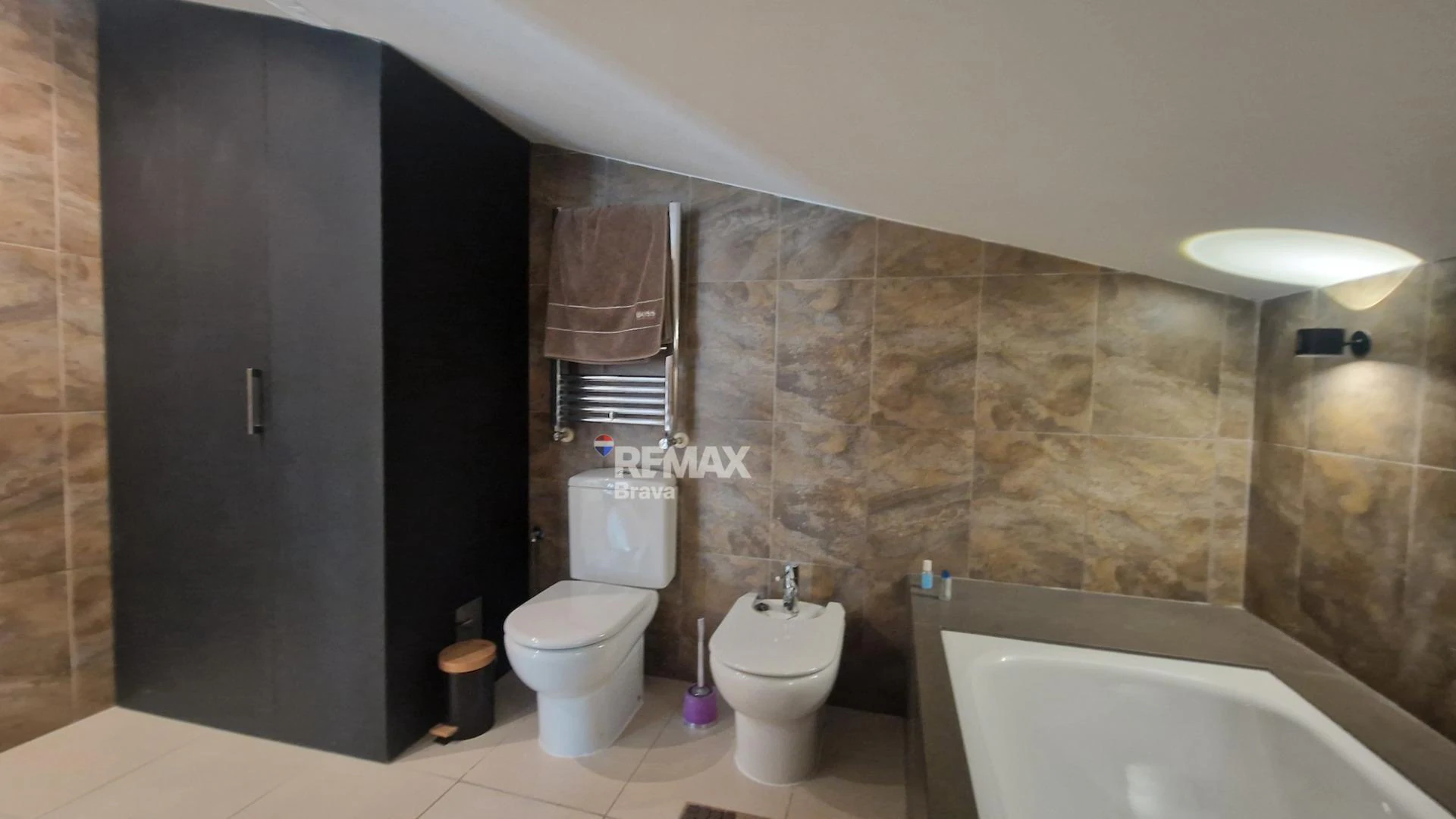 Ático de lujo en el centro de Roses - Remax Brava