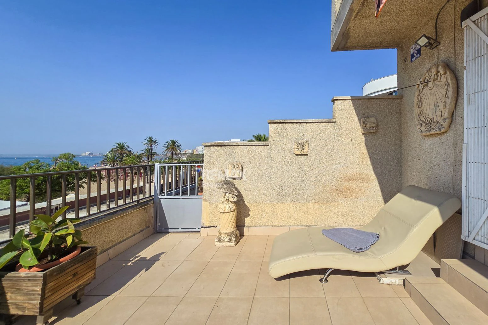 Exclusivo Apartamento Frente al Mar en Roses con Impresionante Terraza de 256 m²