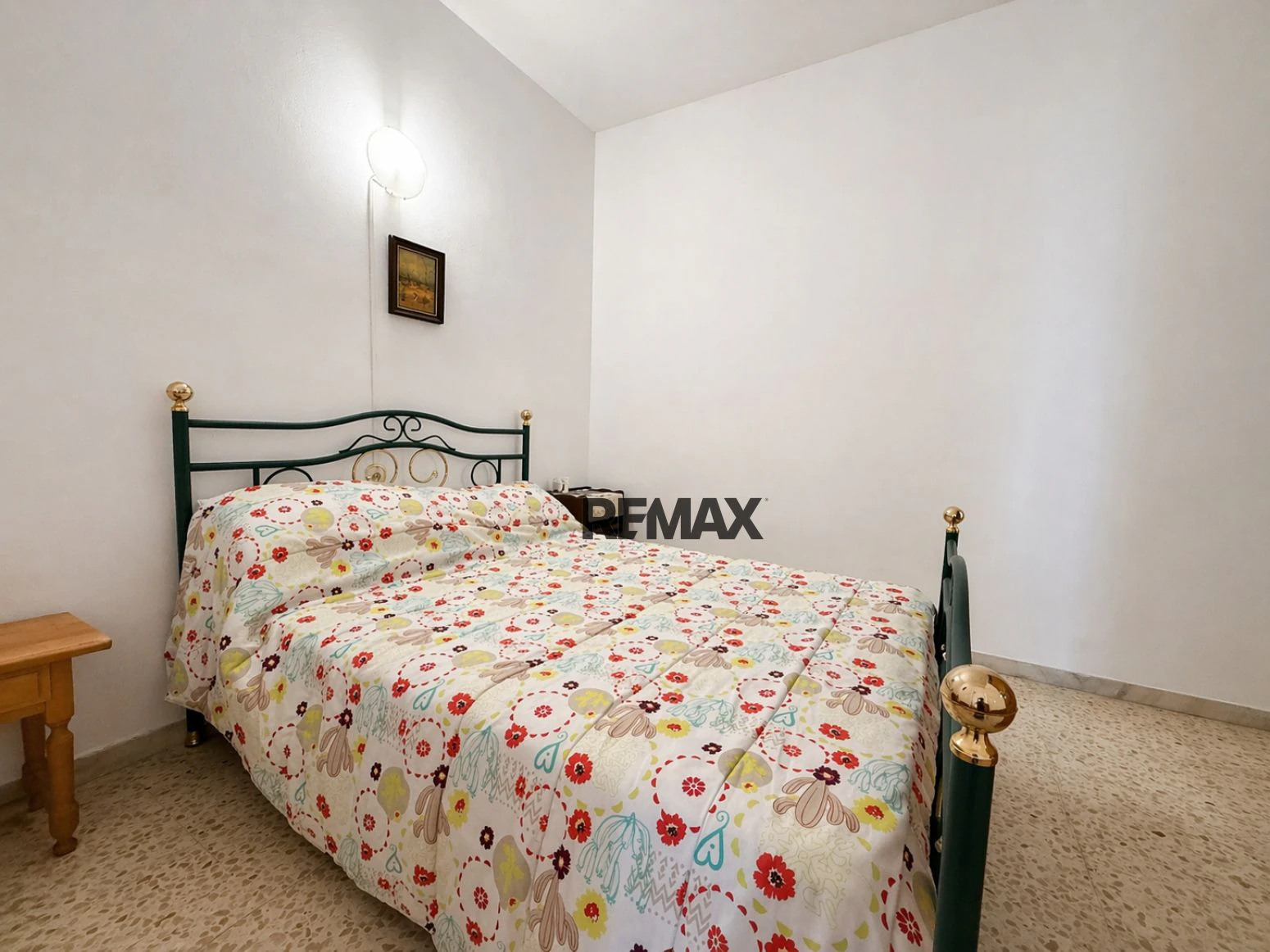 Amplio apartamento junto al mar en Santa Margarita, Roses.
