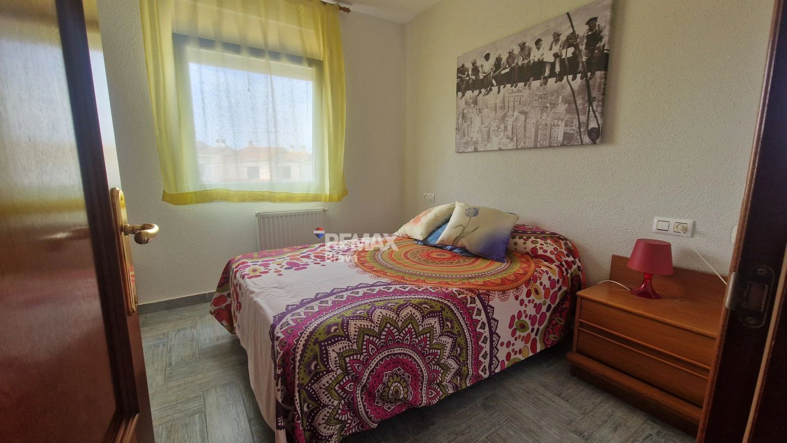 Exclusiva Vivienda en Roses sobre Parcela de 1.190 m² en Entorno Muy Tranquilo