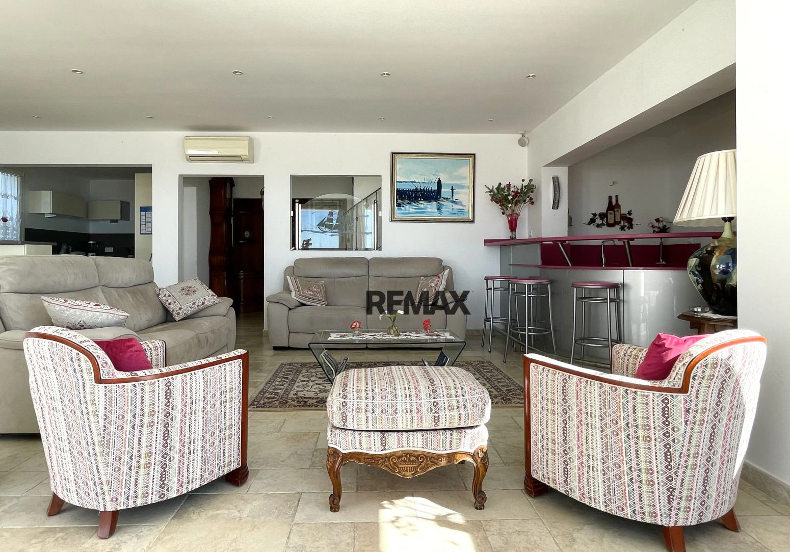 Villa mediterránea con espectaculares vistas al mar
