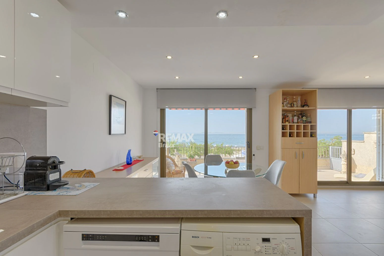 Exclusivo Apartamento Frente al Mar en Roses con Impresionante Terraza de 256 m²