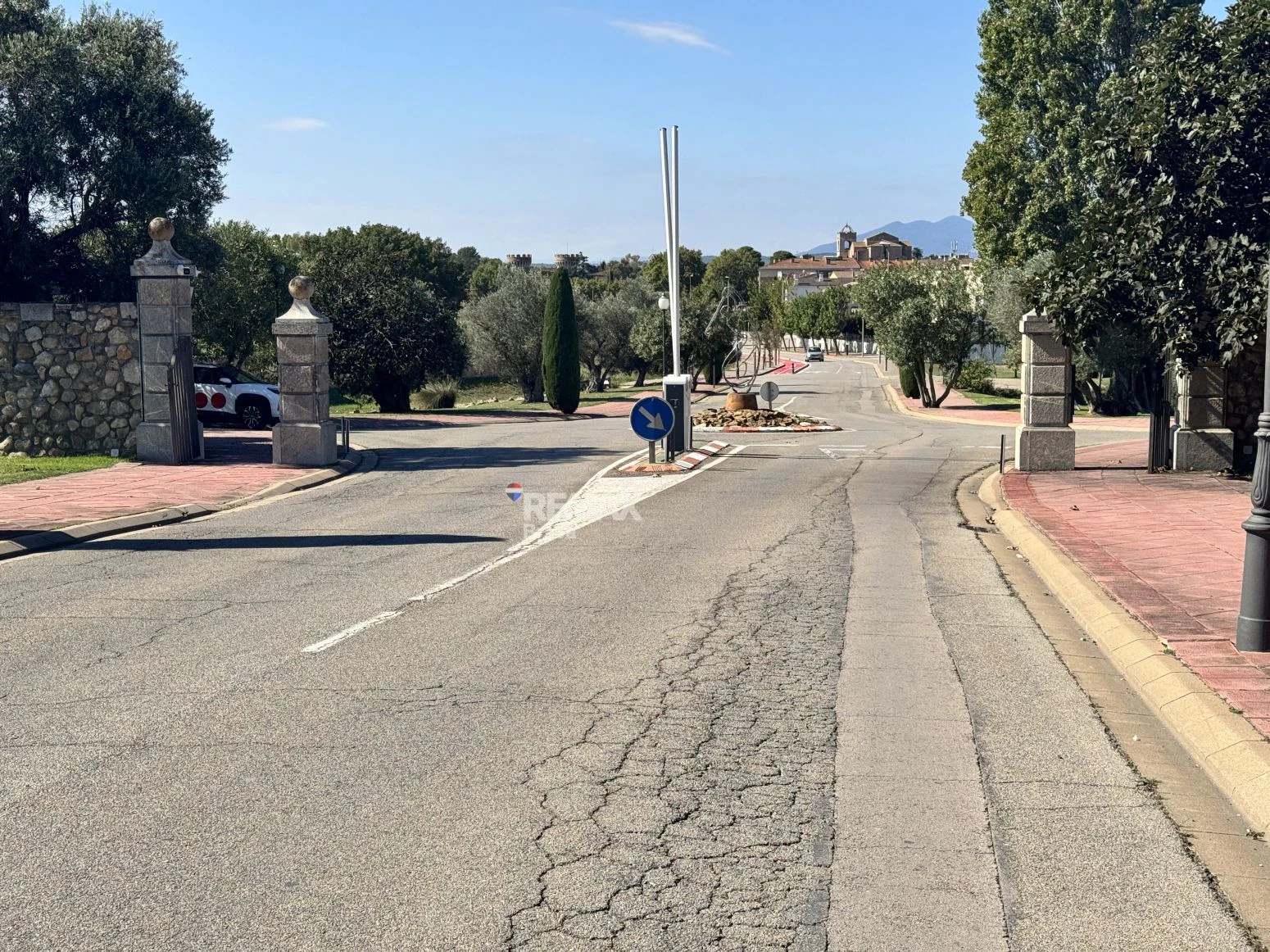 Exclusiva Parcela de 2.512 m² en Primera Línea de Golf en Peralada