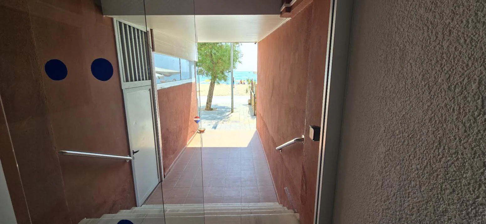 Propiedad Frente al Mar en Platja d’Aro con Alta Rentabilidad Turística