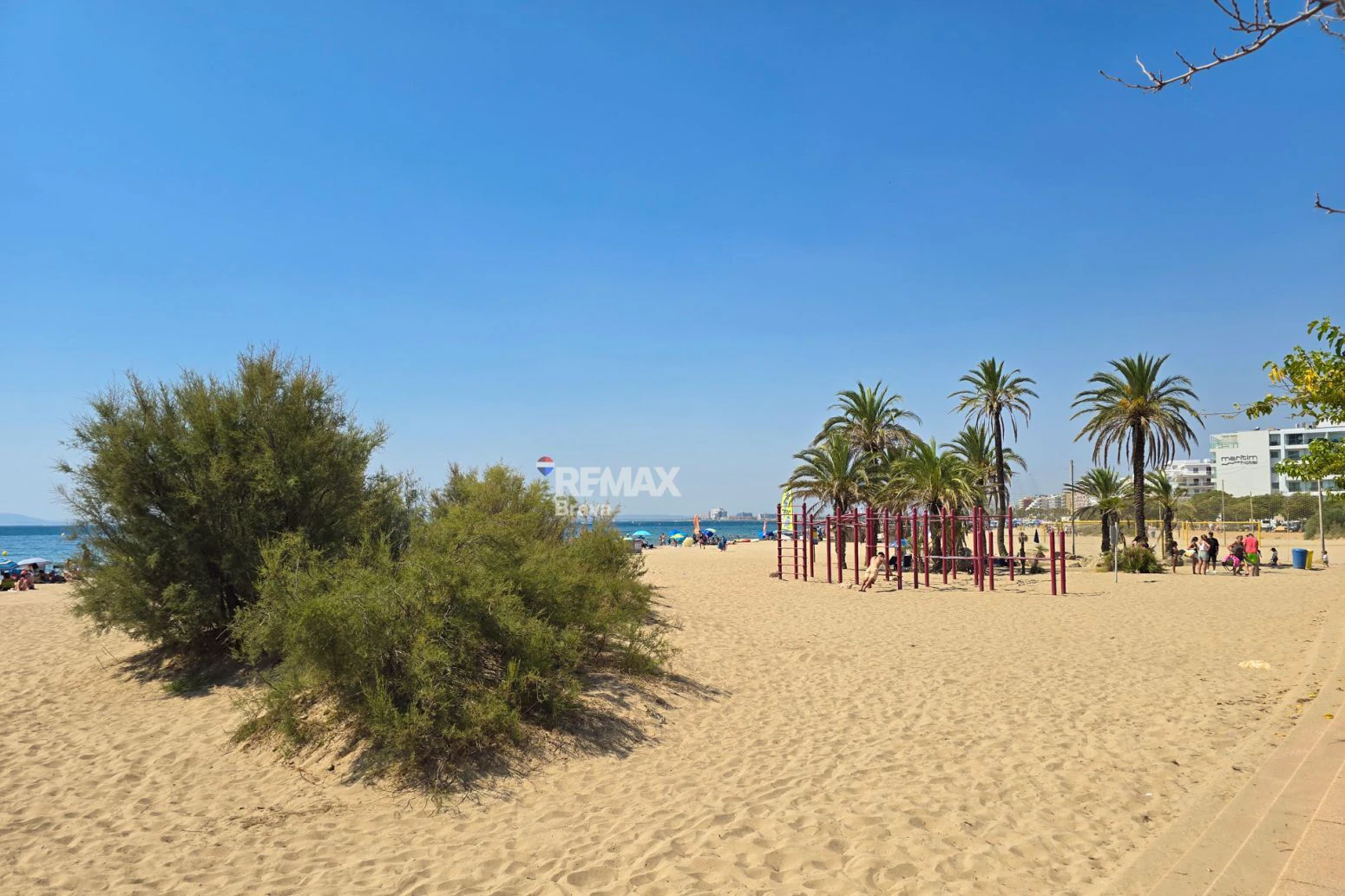 Exclusivo Apartamento Frente al Mar en Roses con Impresionante Terraza de 256 m²