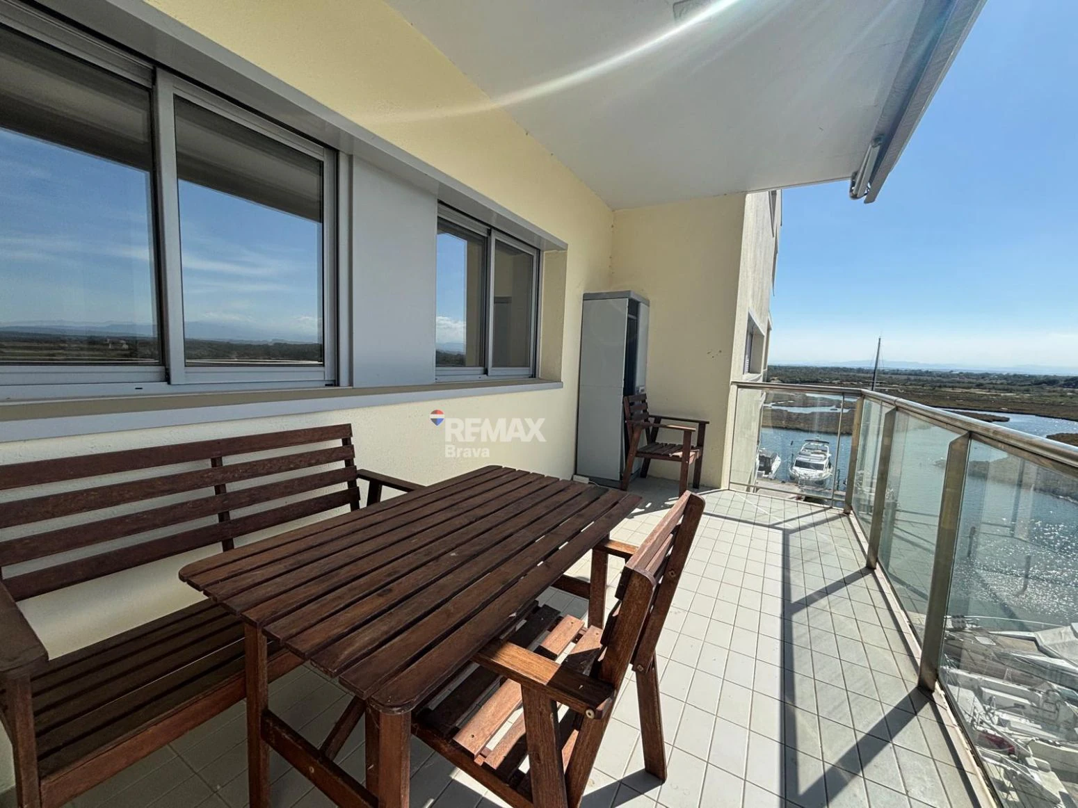 Apartamento con espectaculares vistas al canal en una de las mejores zonas de Santa Margarita, Roses