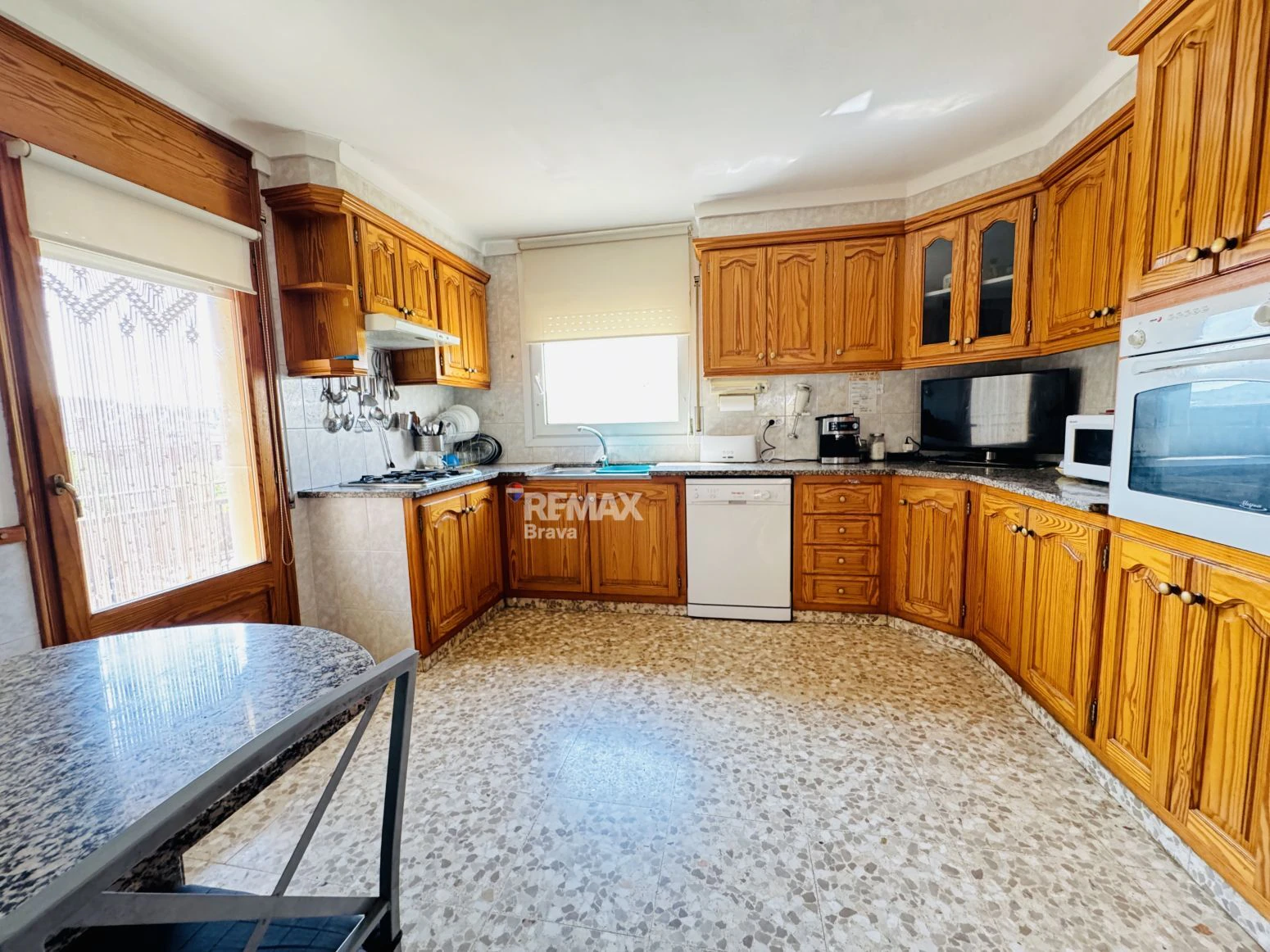 Exclusiva vivienda familiar de 6 habitaciones con piscina privada en Amer