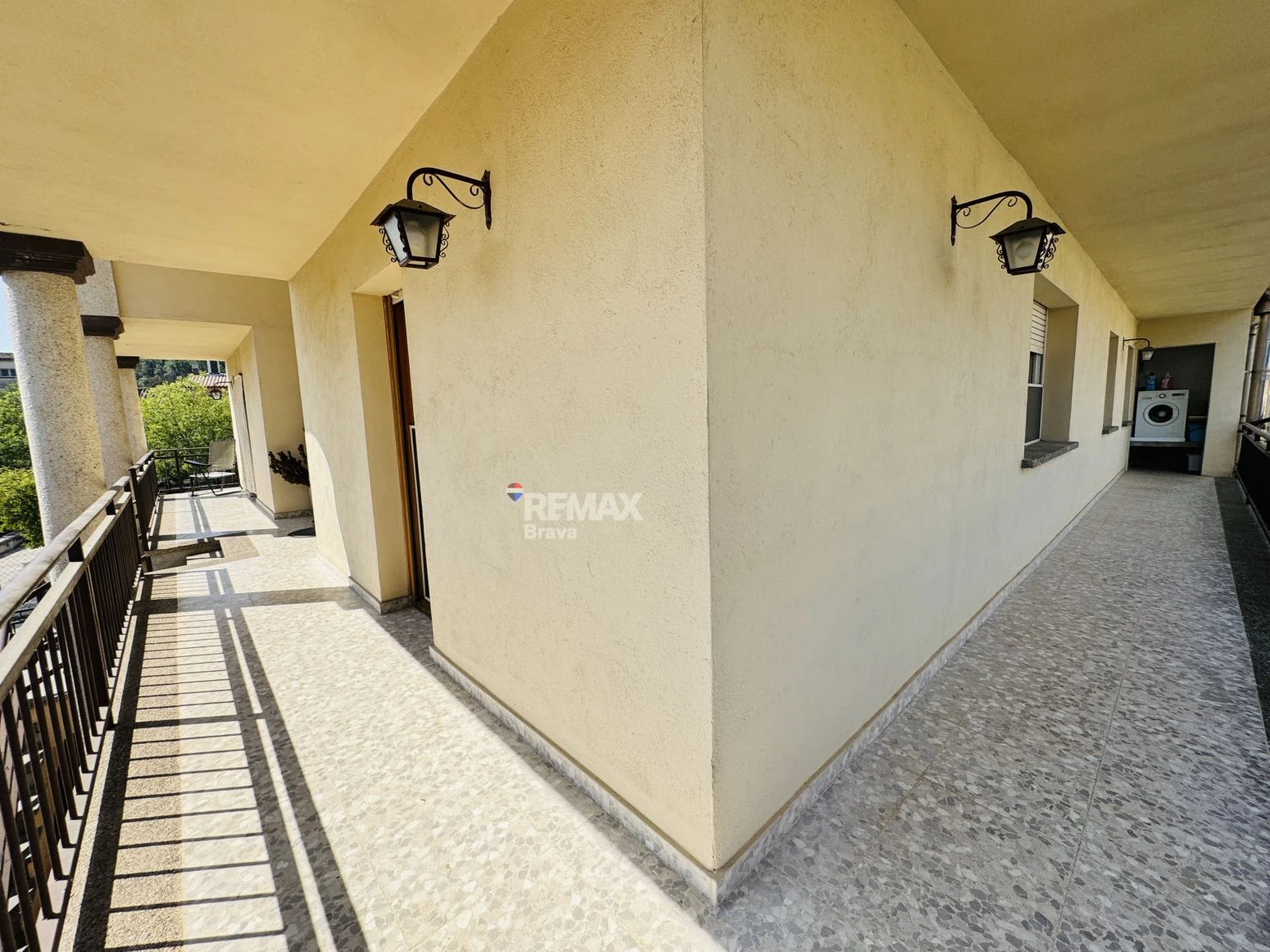 Exclusiva vivienda familiar de 6 habitaciones con piscina privada en Amer