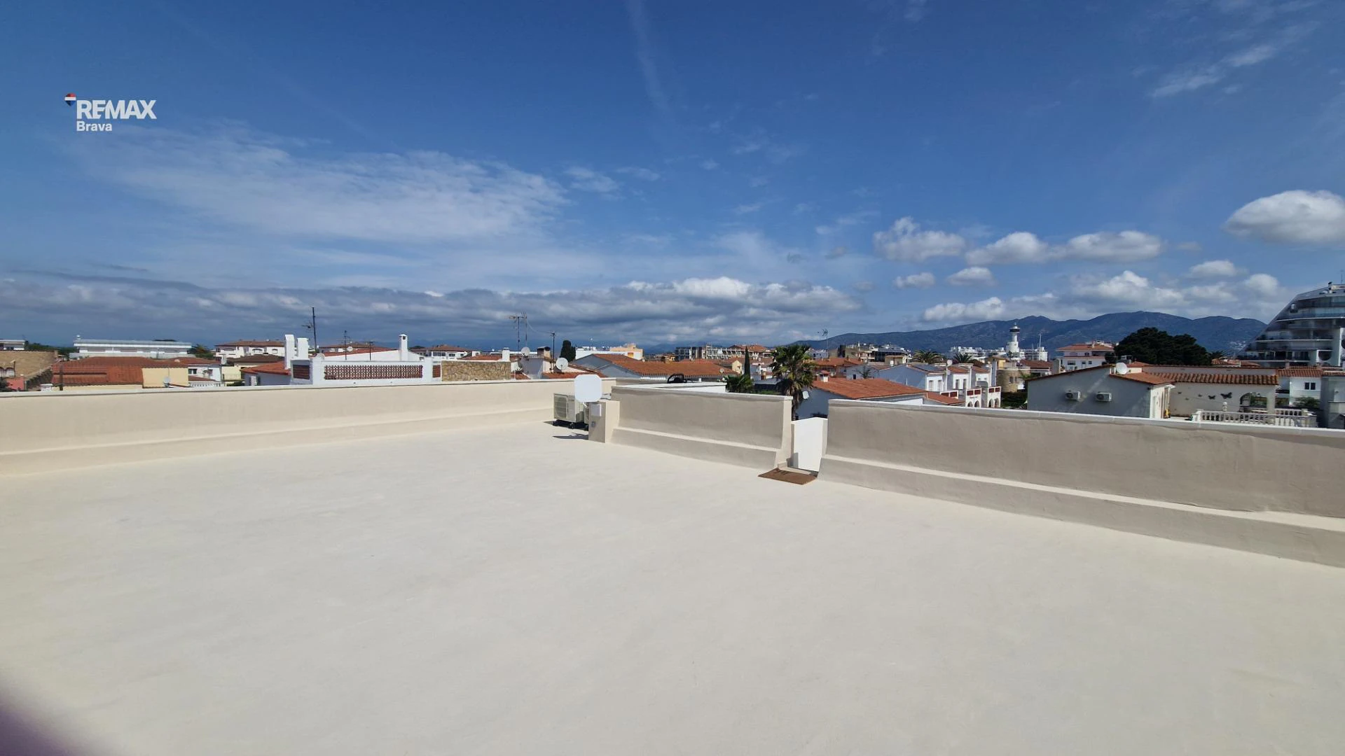 Propriété à Vente à Empuriabrava