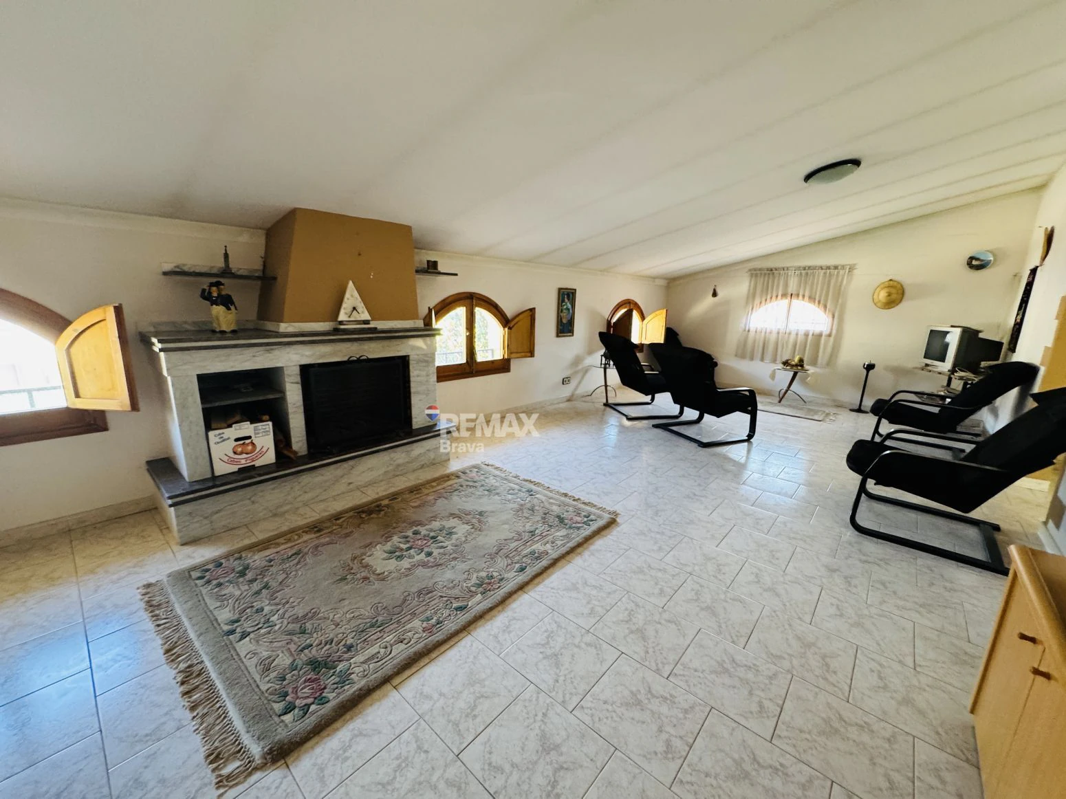 Exclusiva vivienda familiar de 6 habitaciones con piscina privada en Amer