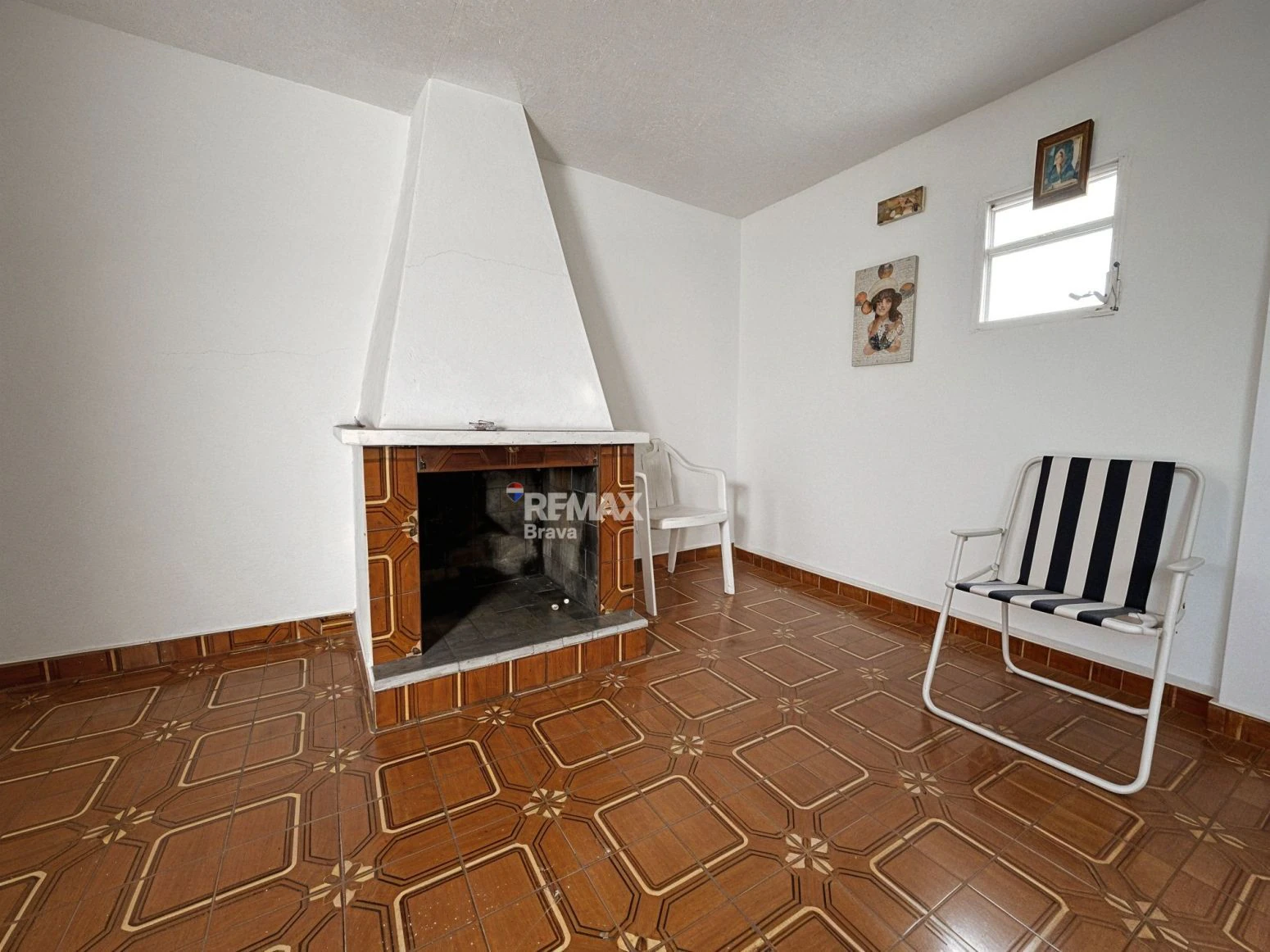 Villa for Sale in Girona
