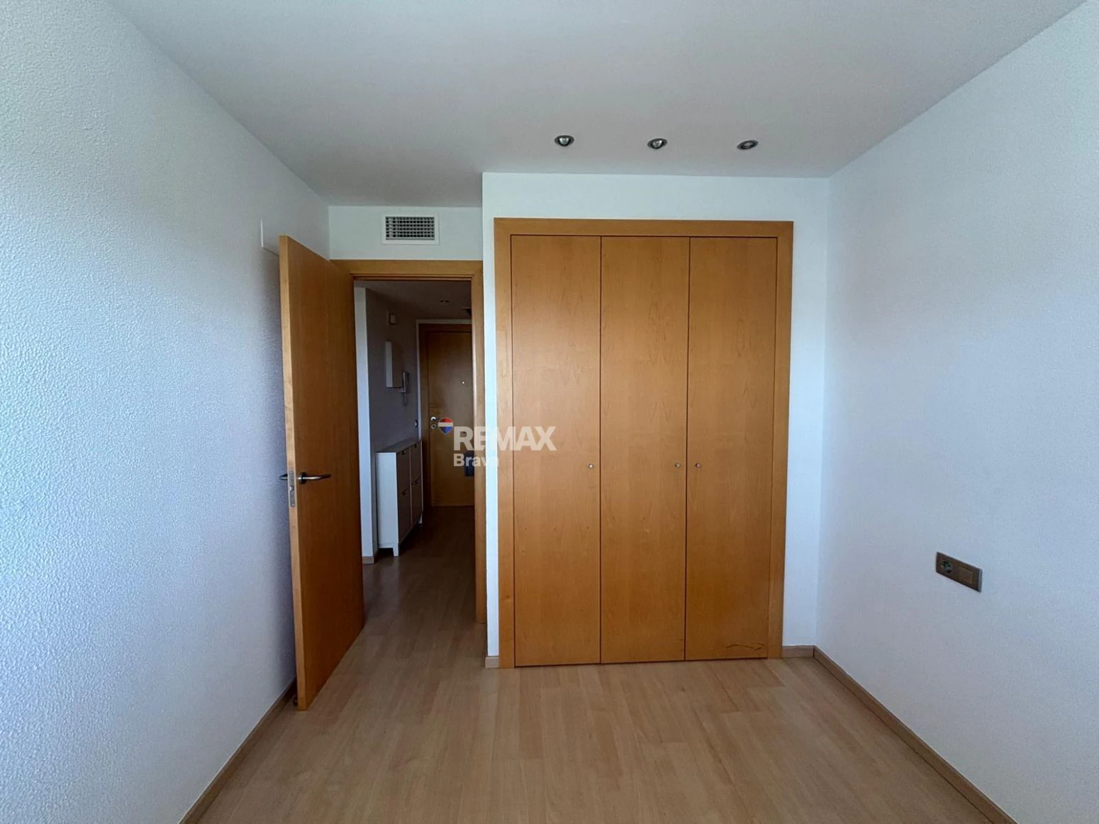 Apartamento con espectaculares vistas al canal en una de las mejores zonas de Santa Margarita, Roses