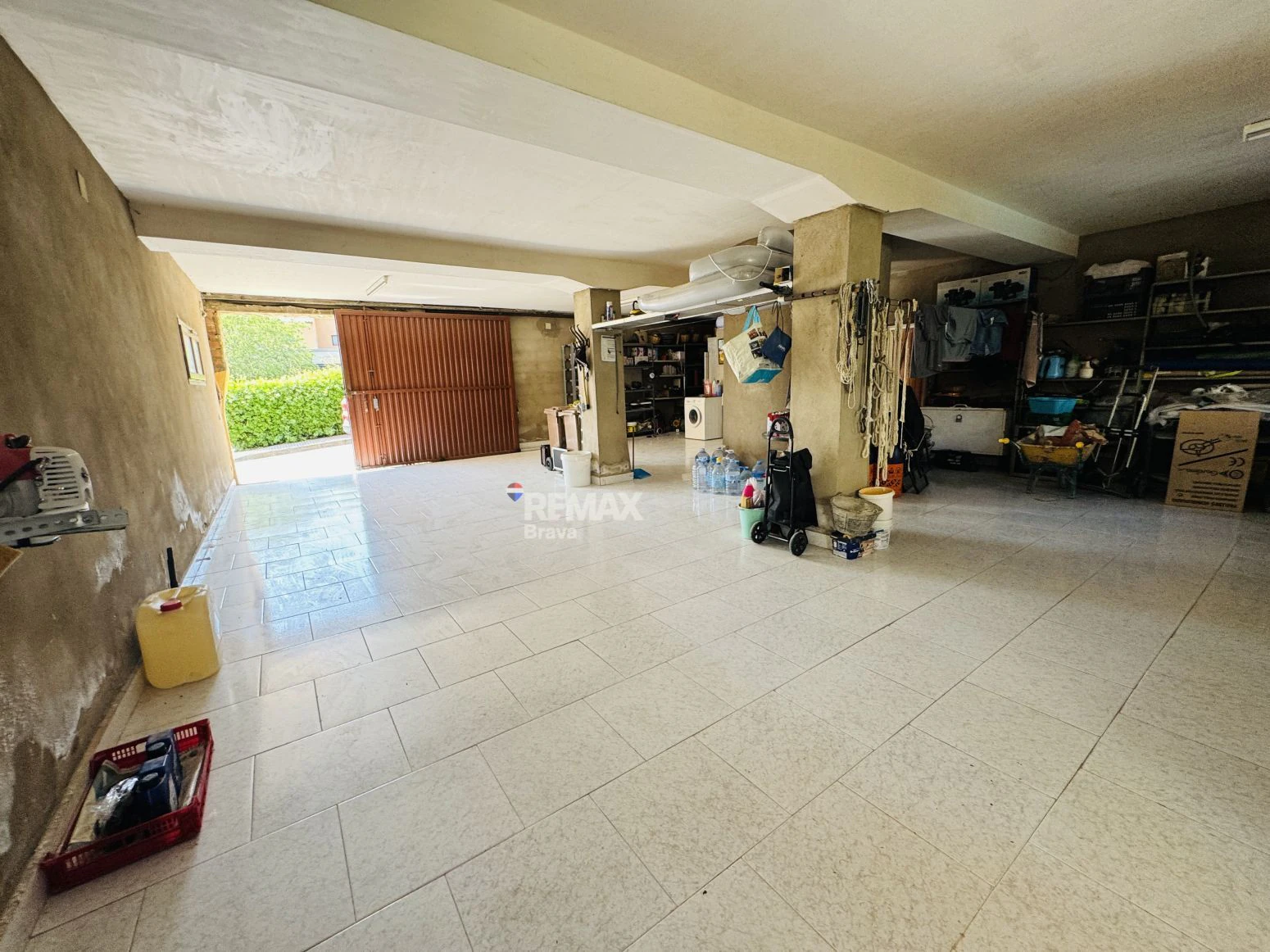 Exclusiva vivienda familiar de 6 habitaciones con piscina privada en Amer