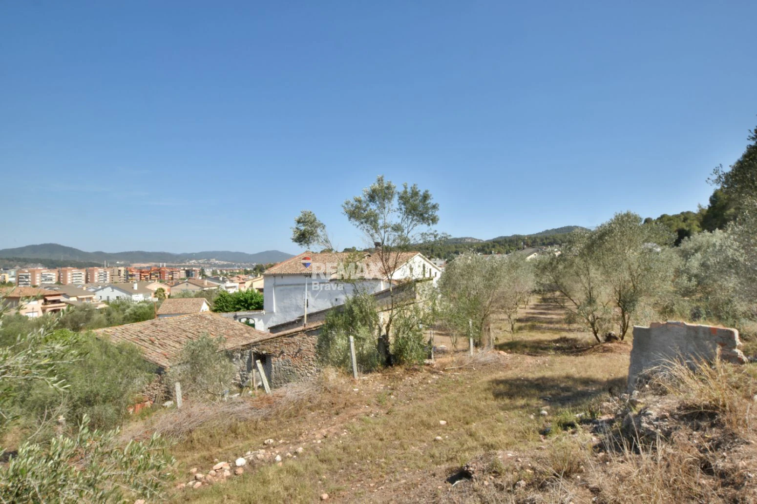 Exclusiva finca de 8.500 m² con majestuosa masía histórica en Barcelona