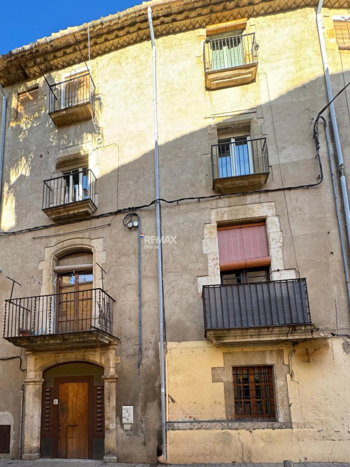 Apartamento con encanto histórico y estilo contemporáneo en La Bisbal d’Empordà