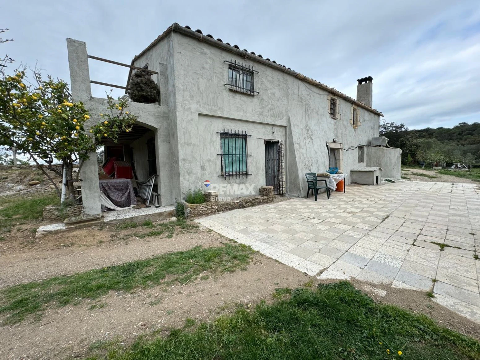 Masía en Sant Daniel (Girona) | 5 habitaciones, 3 baños y gran finca con múltiples posibilidades
