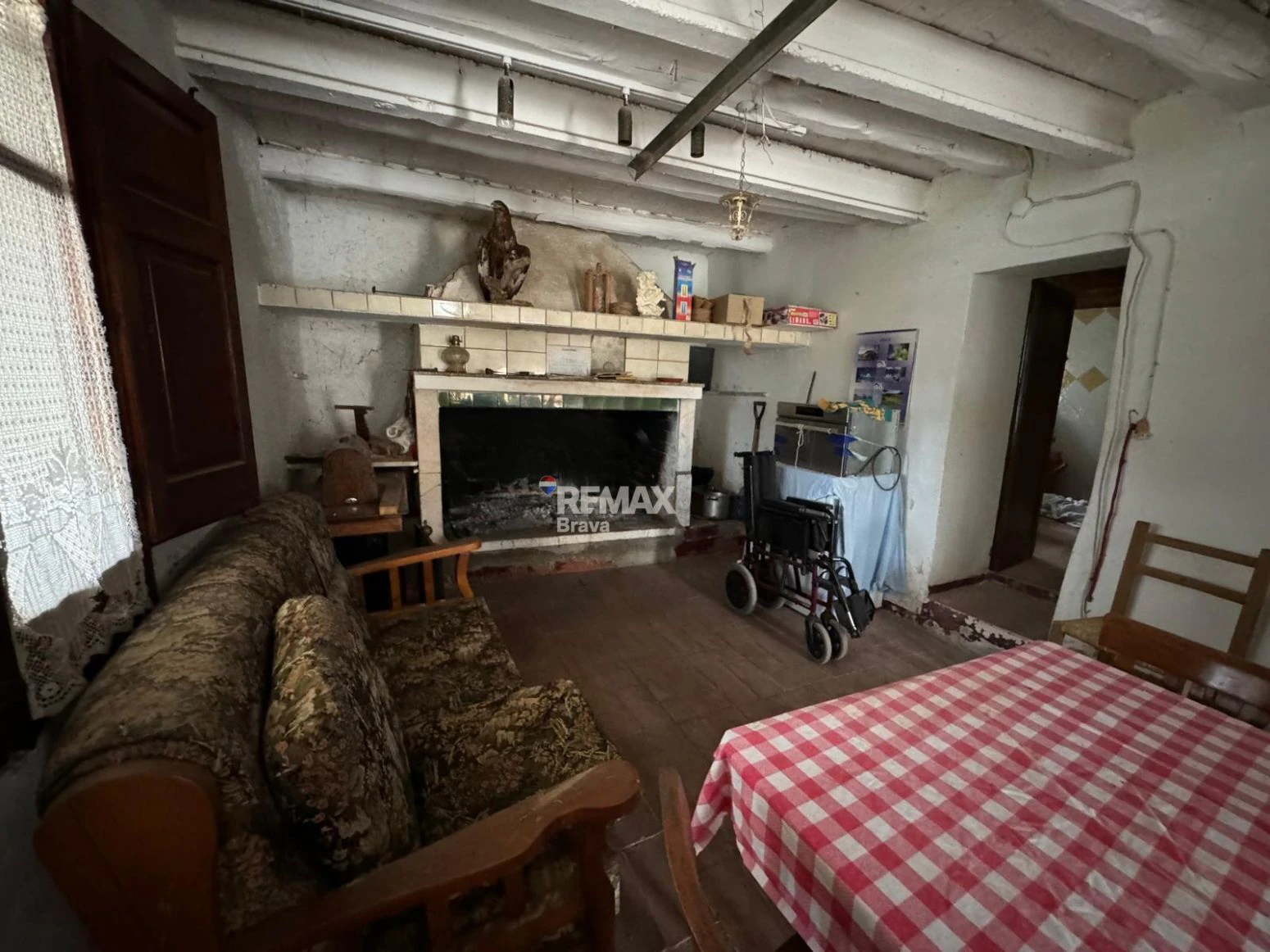 Masía en Sant Daniel (Girona) | 5 habitaciones, 3 baños y gran finca con múltiples posibilidades