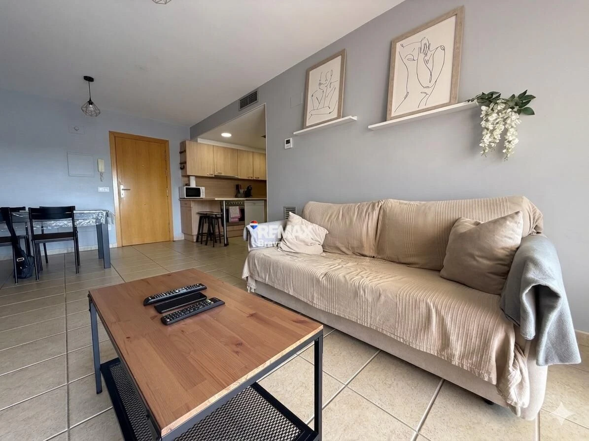 Exclusivo ático con solárium en Empuriabrava, luminosidad, confort y vistas despejadas en el sector Alberes