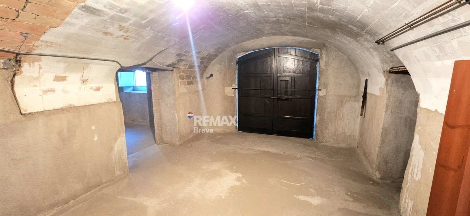 Casa con piscina y espacio independiente en Celrà