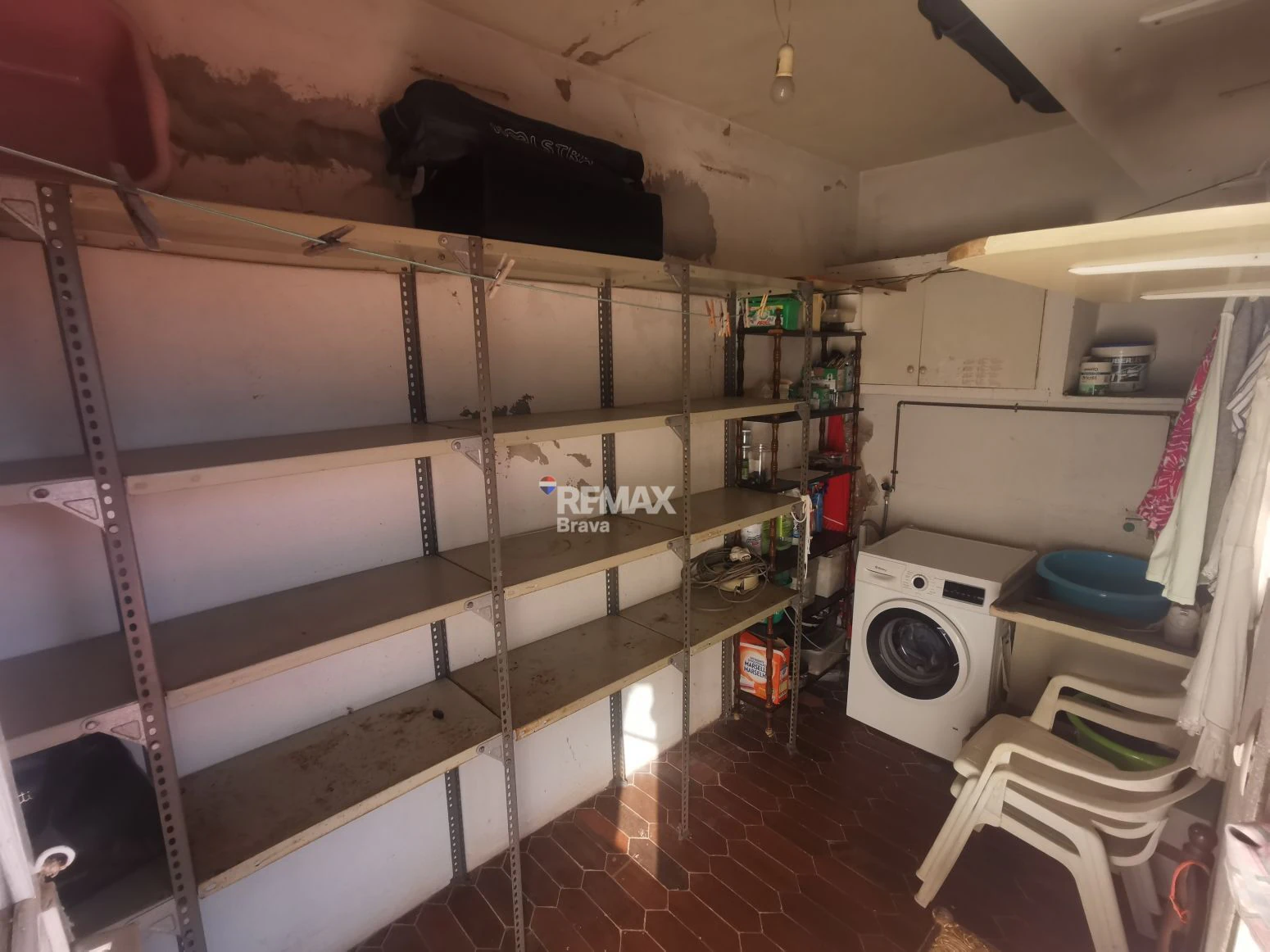 Edificio con terrazas, local comercial y posibilidad de ampliación en Sant Feliu de Guíxols