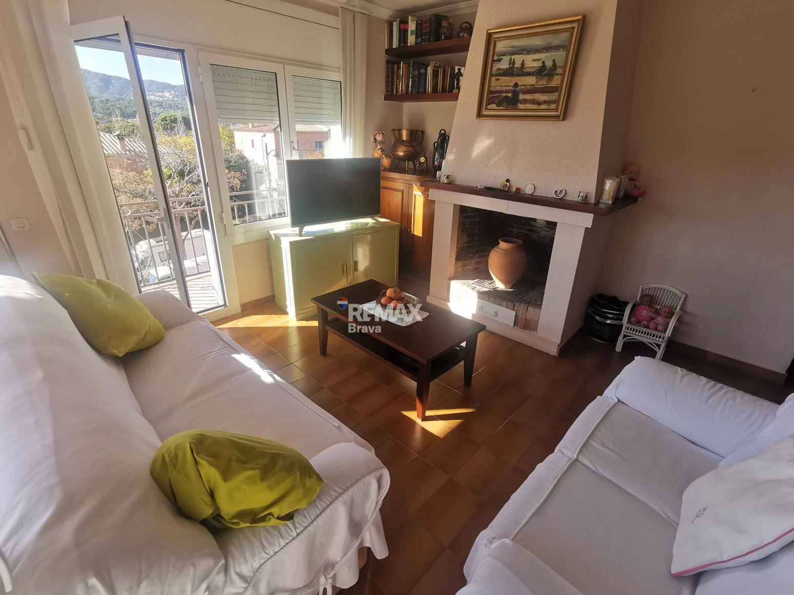Edificio con terrazas, local comercial y posibilidad de ampliación en Sant Feliu de Guíxols