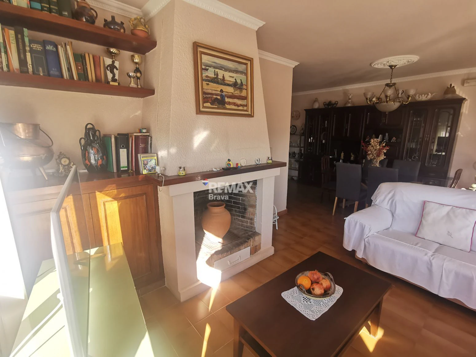 Edificio con terrazas, local comercial y posibilidad de ampliación en Sant Feliu de Guíxols