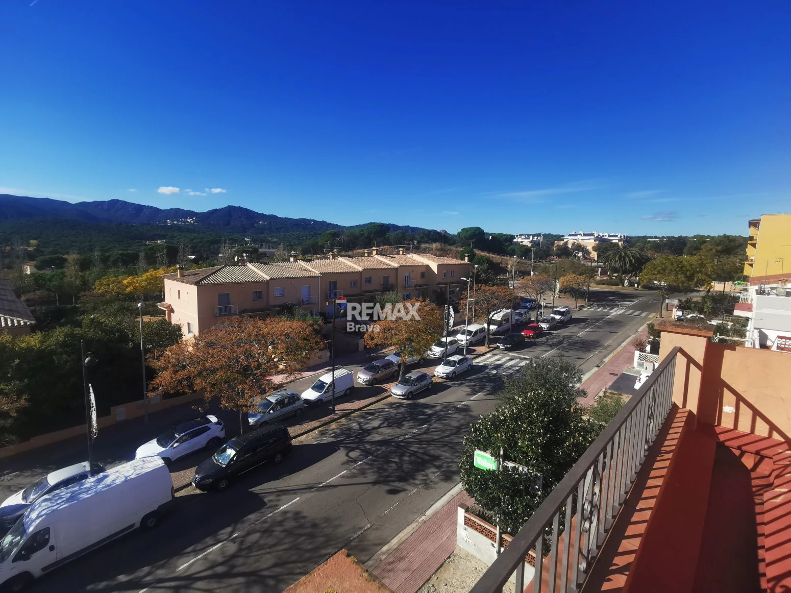 Casa con múltiples posibilidades en Sant Feliu de Guíxols: vivienda, negocio y ampliación