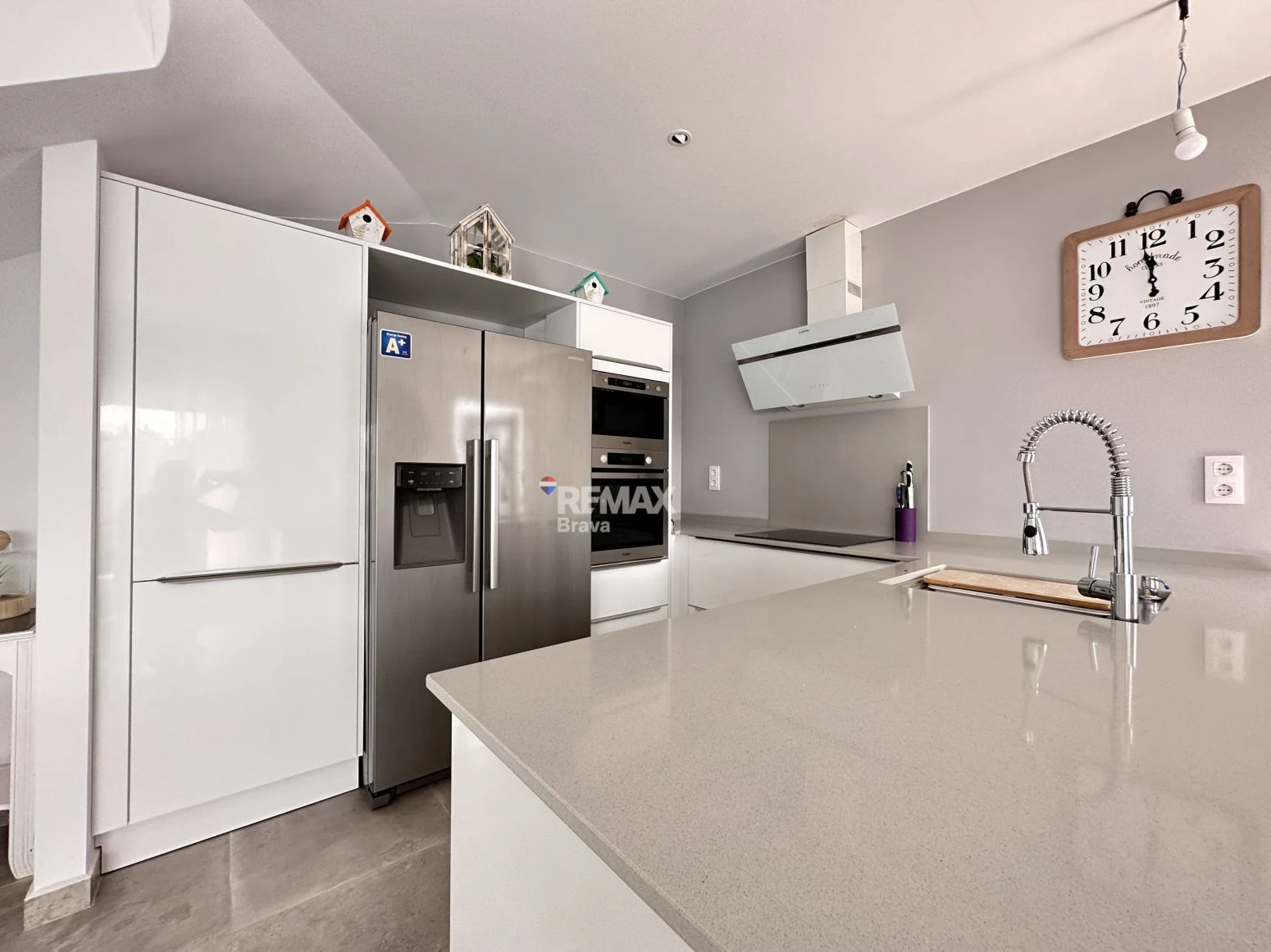 Casa moderna con alto confort y piscina privada en Empuriabrava