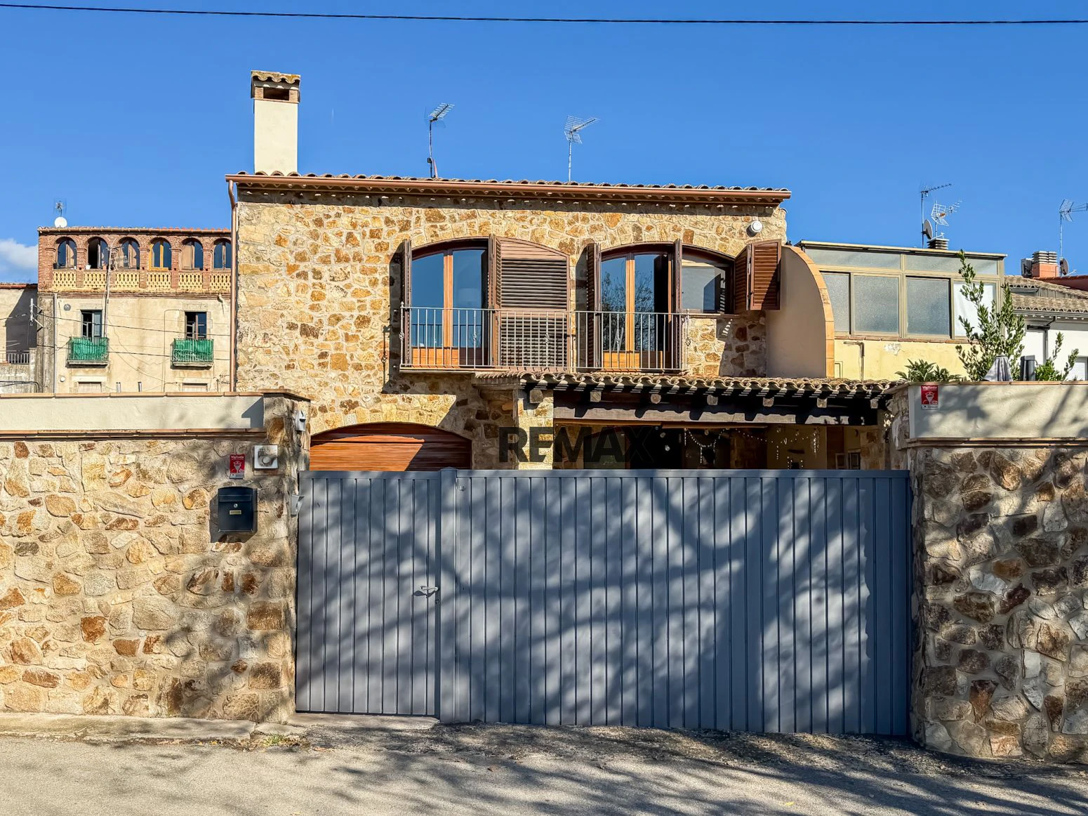 Calonge | Casa de pueblo con encanto histórico y confort moderno en la Costa Brava