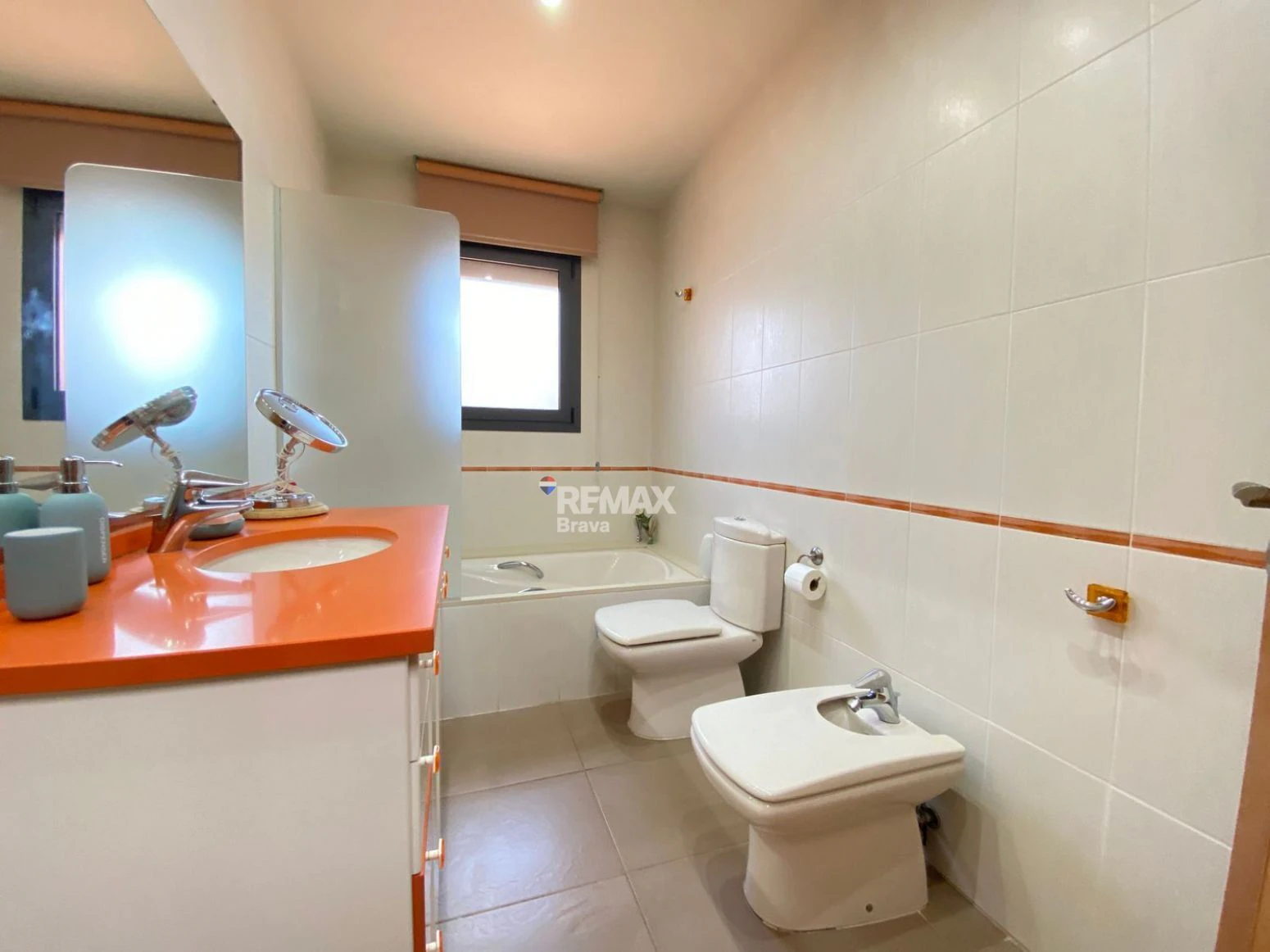 Caldes de Malavella – Llac del Cignes | Espectacular Villa con Piscina y Jardín Privado