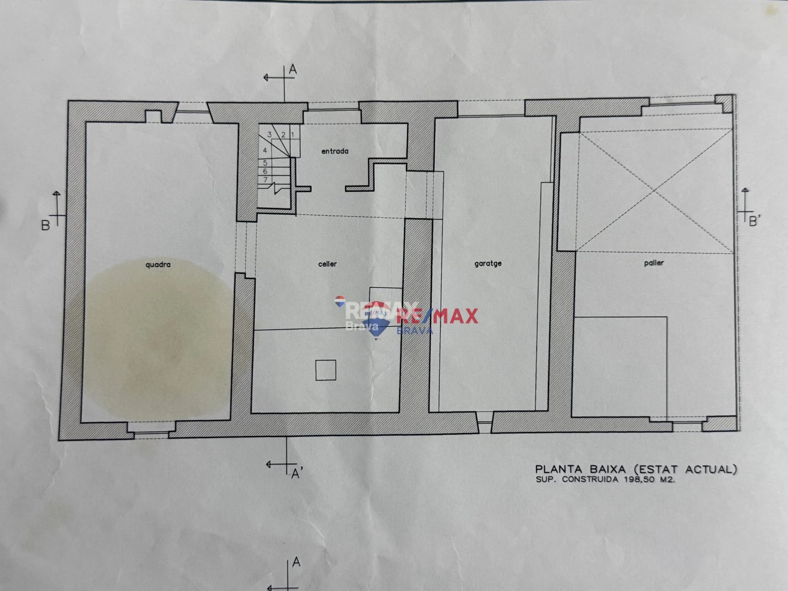 Mollet de Peralada · Exclusiva casa rústica restaurada con restaurante y vivienda privada