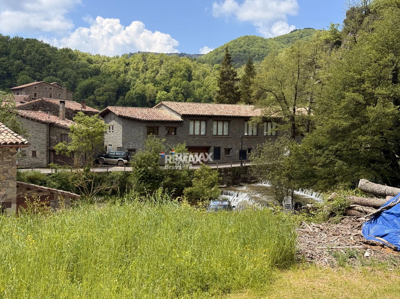 Auténtica casa con encanto y gran potencial en el mágico pueblo de Rupit