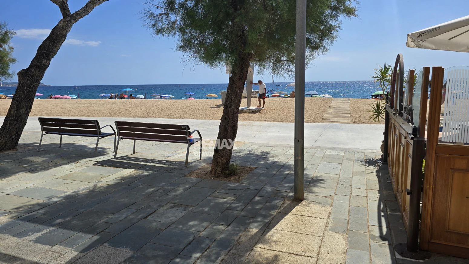 Platja d’Aro | Apartamento reformado en primera línea real de mar con licencia turística