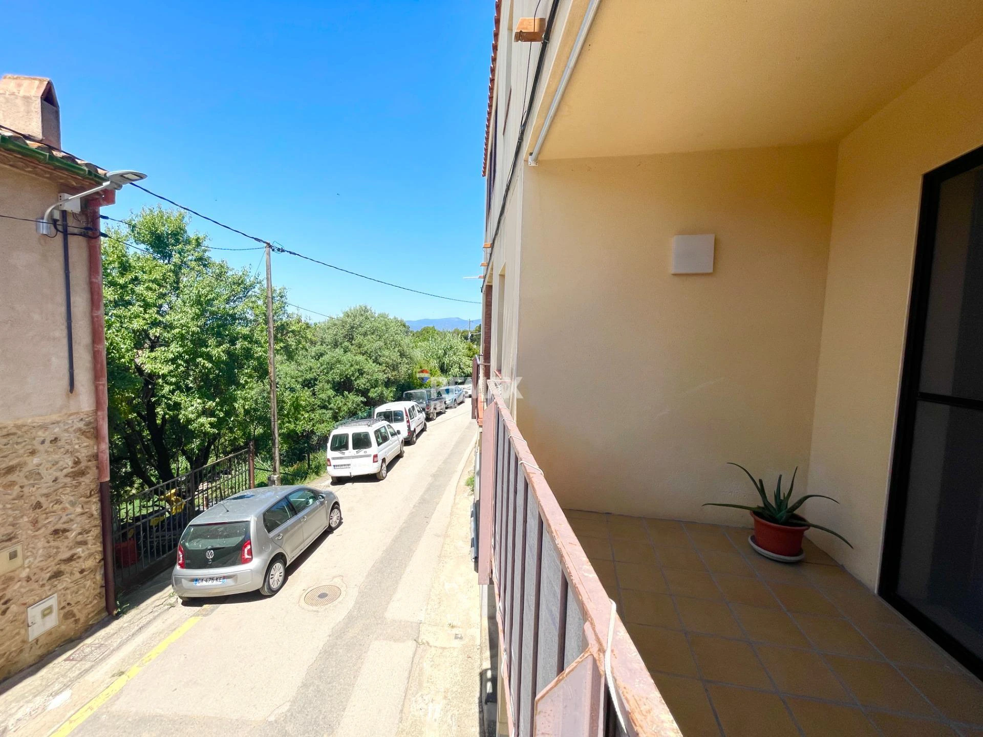 Espectacular piso en el centro de Vilajuïga, con trastero y parking.