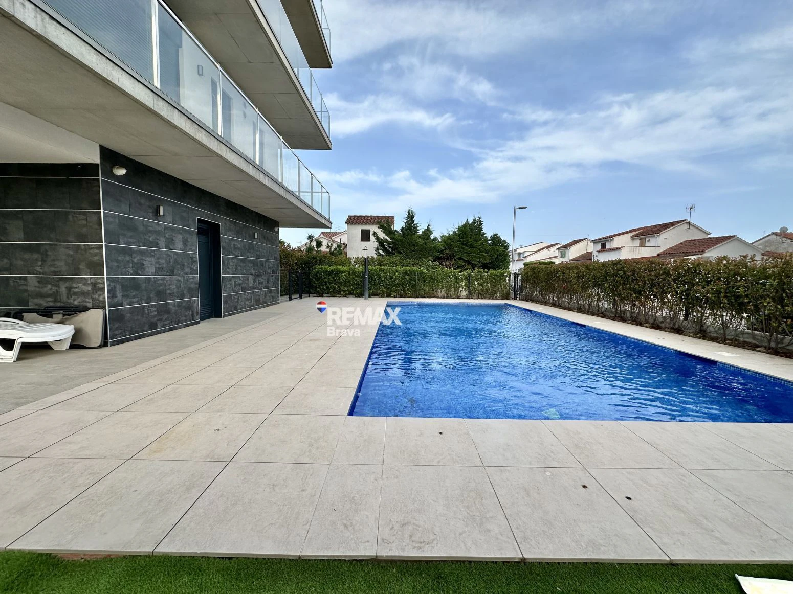 Roses, Santa Margarita | Moderno apartamento a estrenar en la Costa Brava