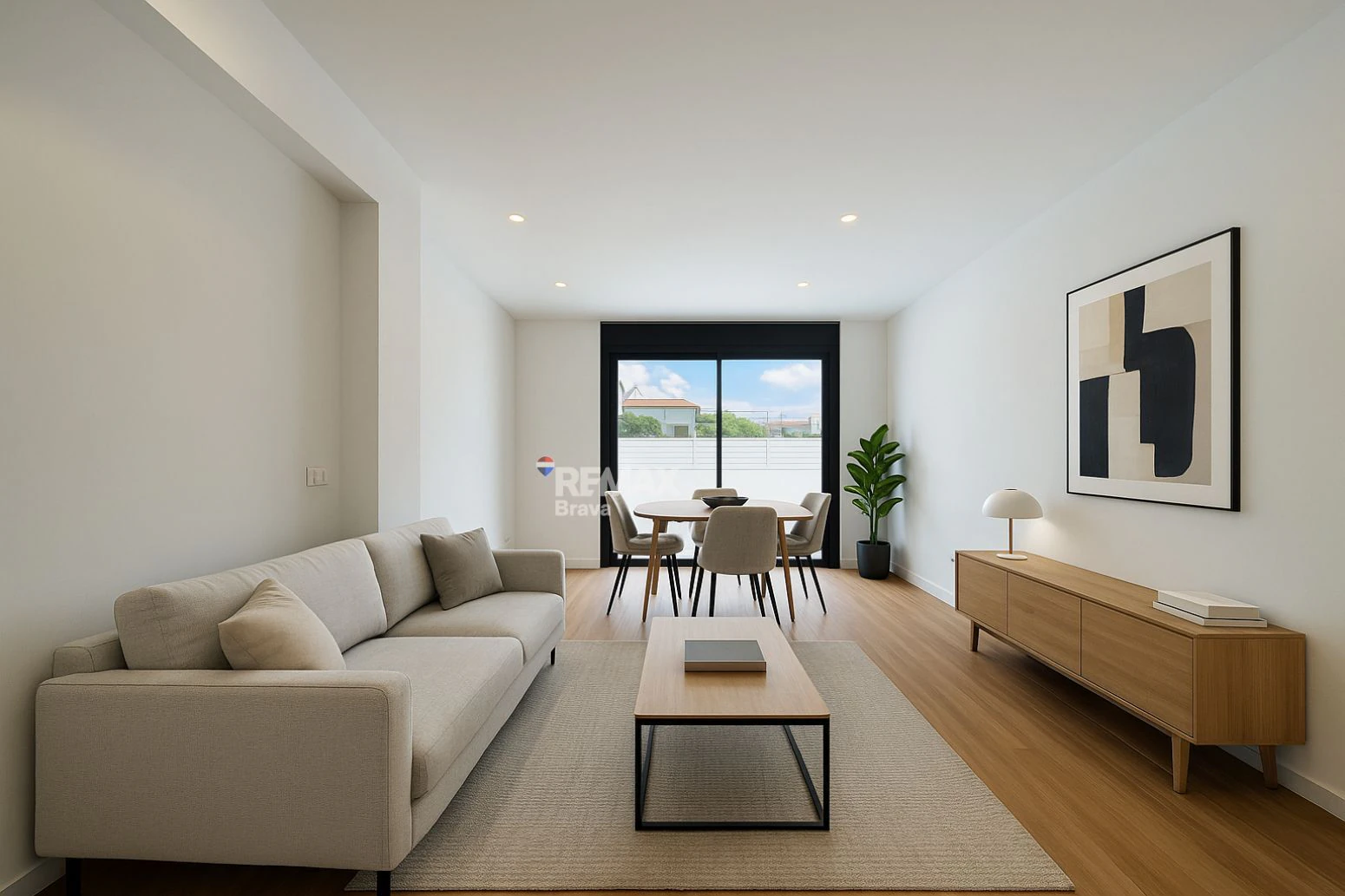 Roses, centro | Magnífico piso con terraza, piscina y parking
