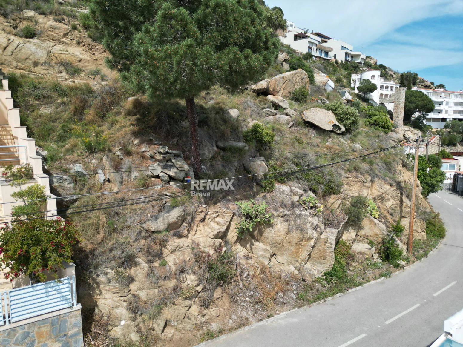 Roses | Parcela edificable de 660 m² con vistas panorámicas y orientación sur