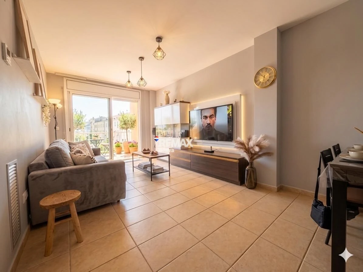 Exclusivo ático con solárium en Empuriabrava, luminosidad, confort y vistas despejadas en el sector Alberes
