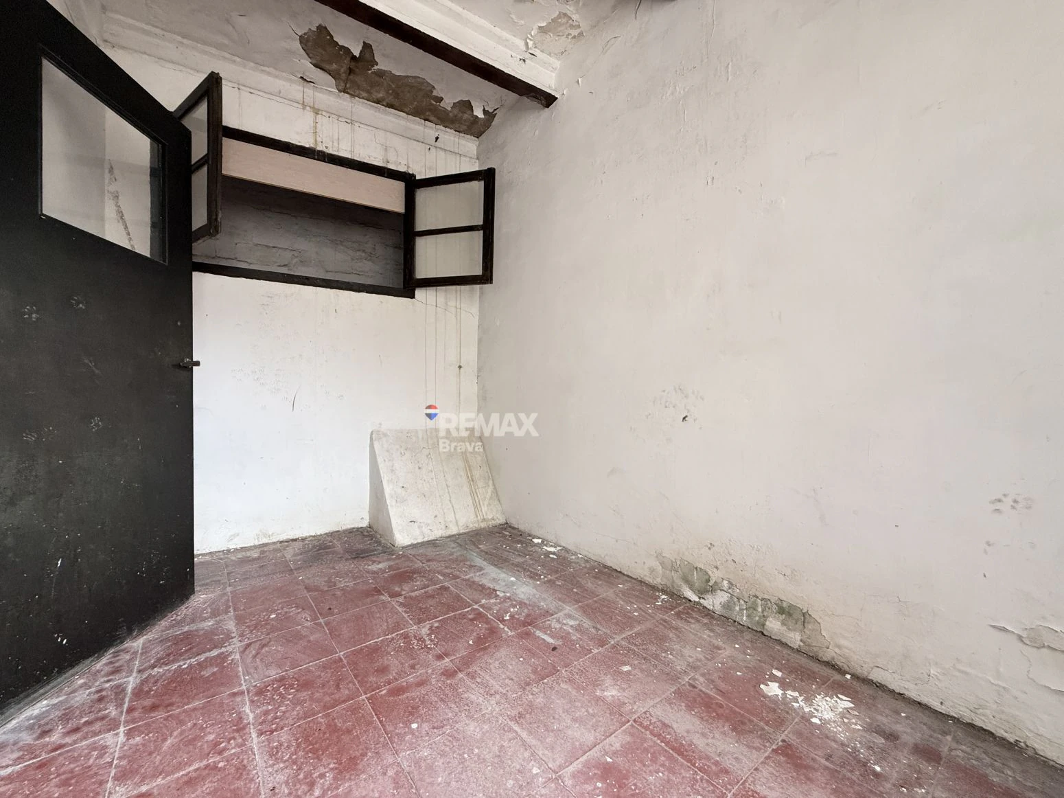 Villa à Vente à Besalu