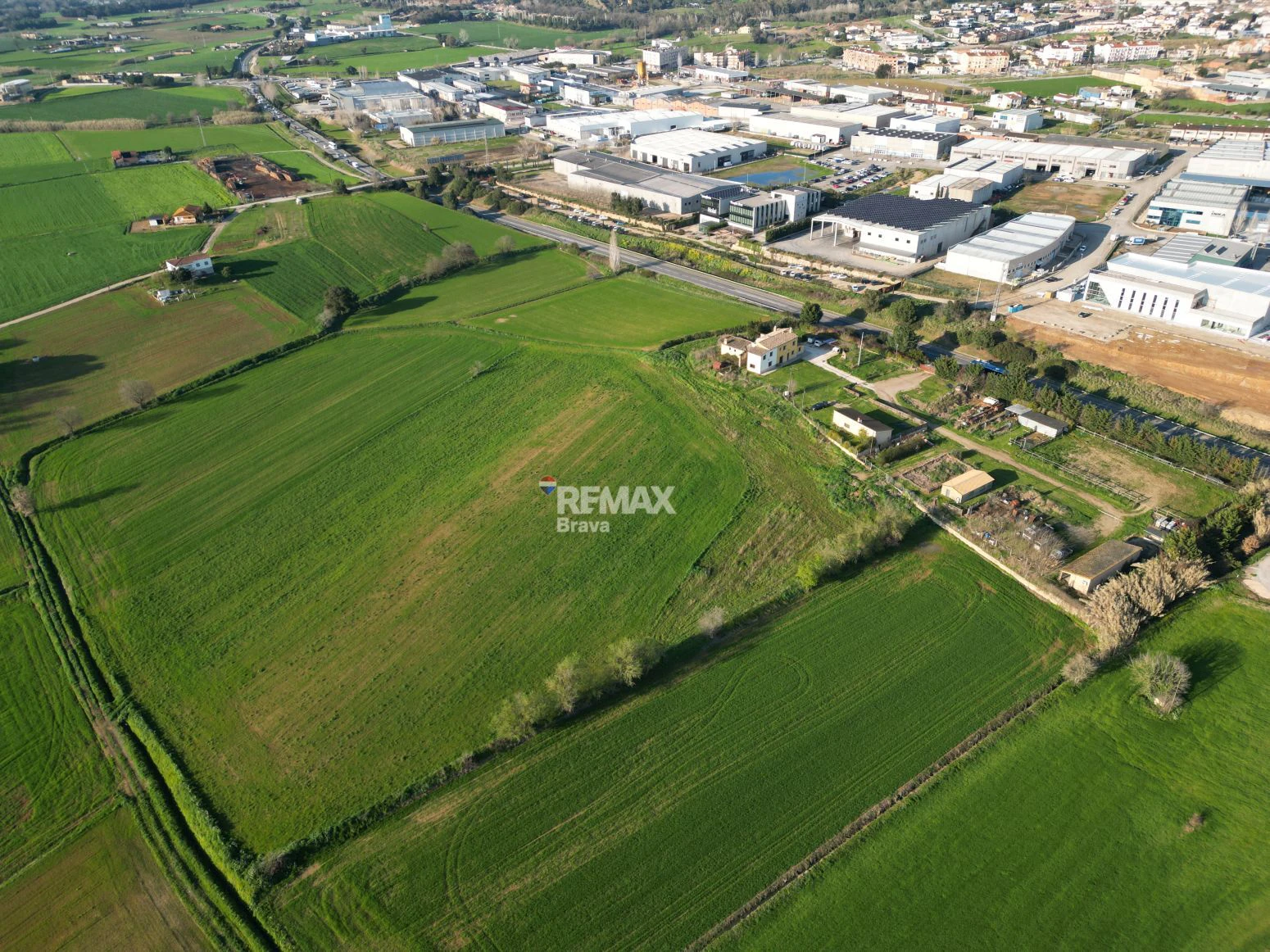 Masía a 20 minutos de Girona, con mas de 30.000m2 de terreno