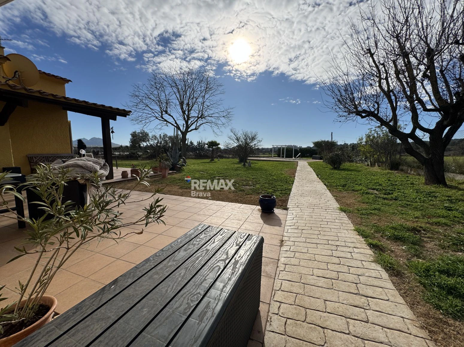 Villa for Sale in La Tallada d`Empordà
