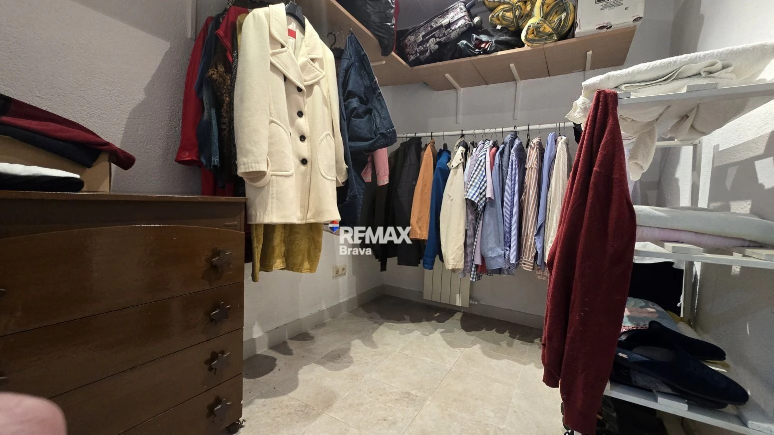 Pineda de Mar | Amplia vivienda con piscina privada, ascensor y garaje a pocos minutos de la playa