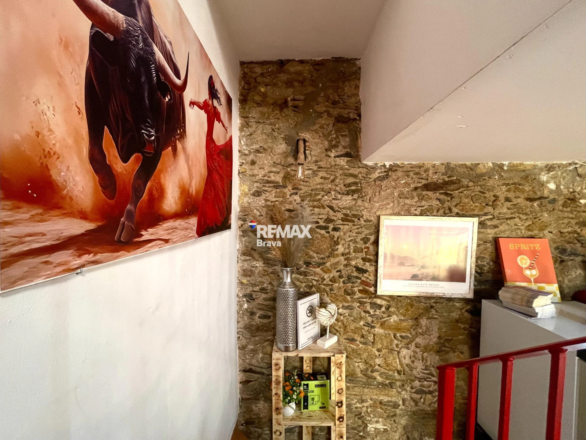 Roses, Centro: se traspasa un negocio de bar tapas a 150m del mar
