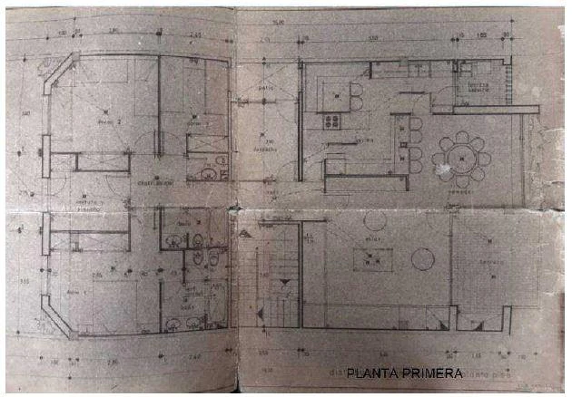 Roses | Excelente oportunidad de inversión: edificio con gran potencial en una ubicación estratégica