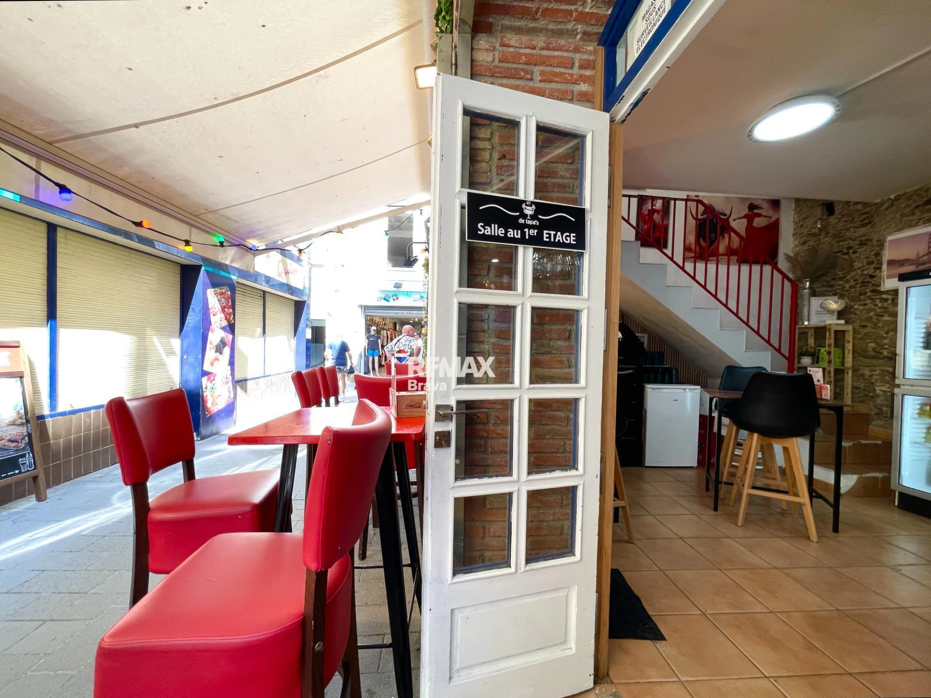 Roses, Centro: se traspasa un negocio de bar tapas a 150m del mar