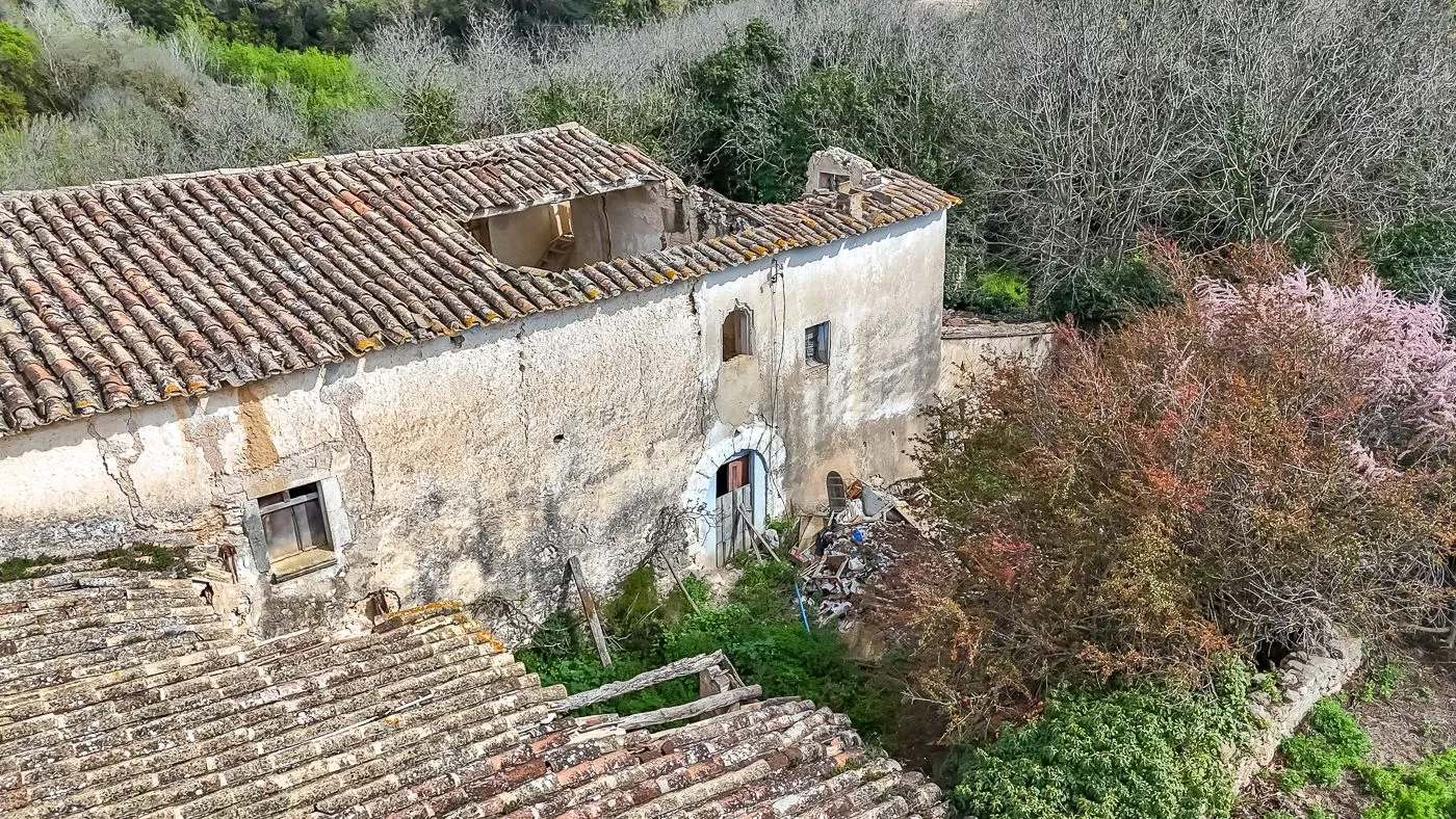 4564 - Masía a reformar con viña en Sant Martí Sarroca