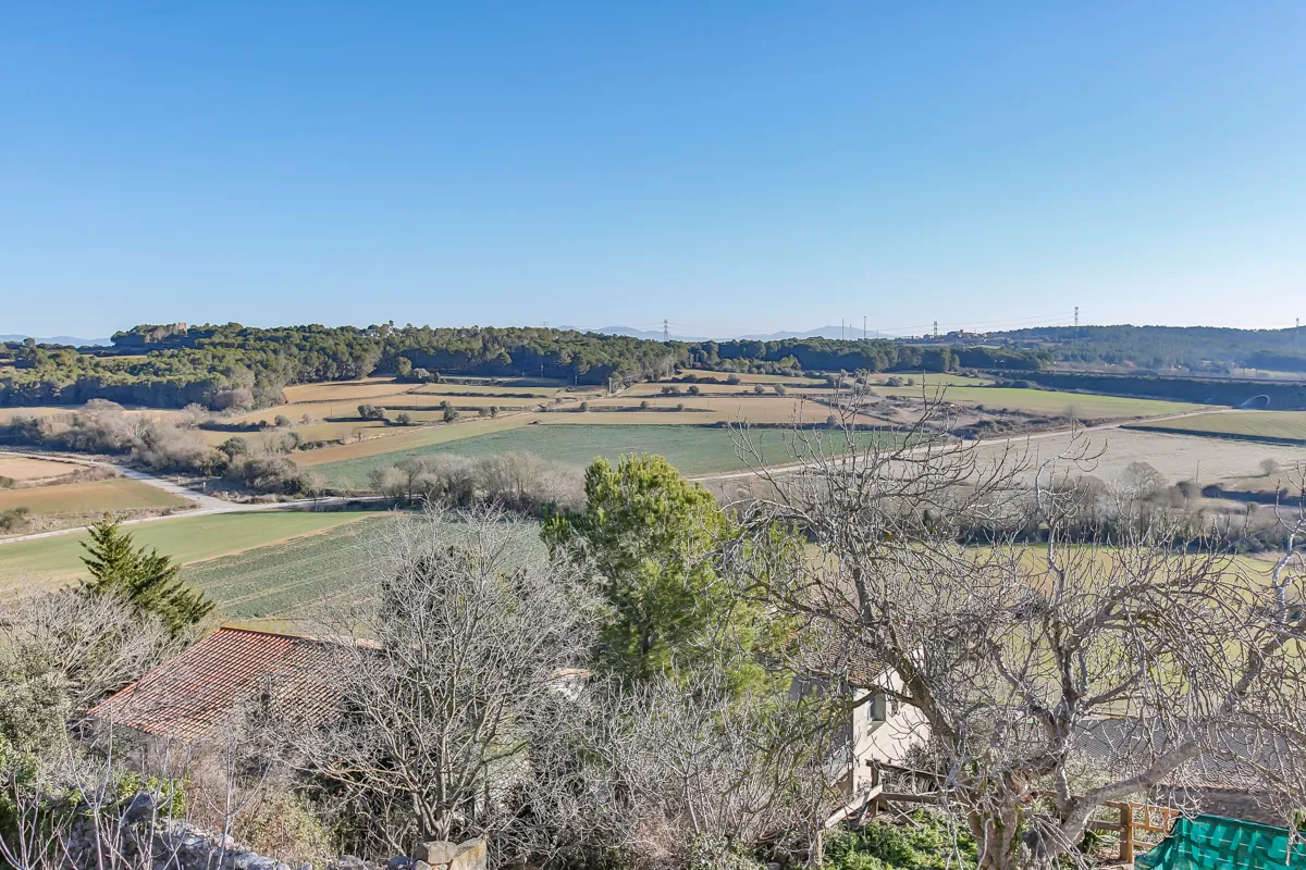 7335 - Maison à réhabiliter avec jardin dans l'Alt Empordà