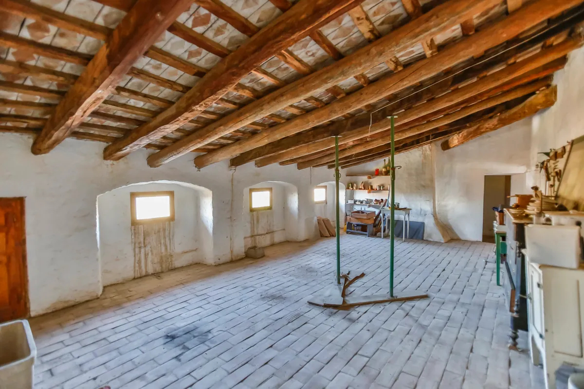 7335 - Maison à réhabiliter avec jardin dans l'Alt Empordà