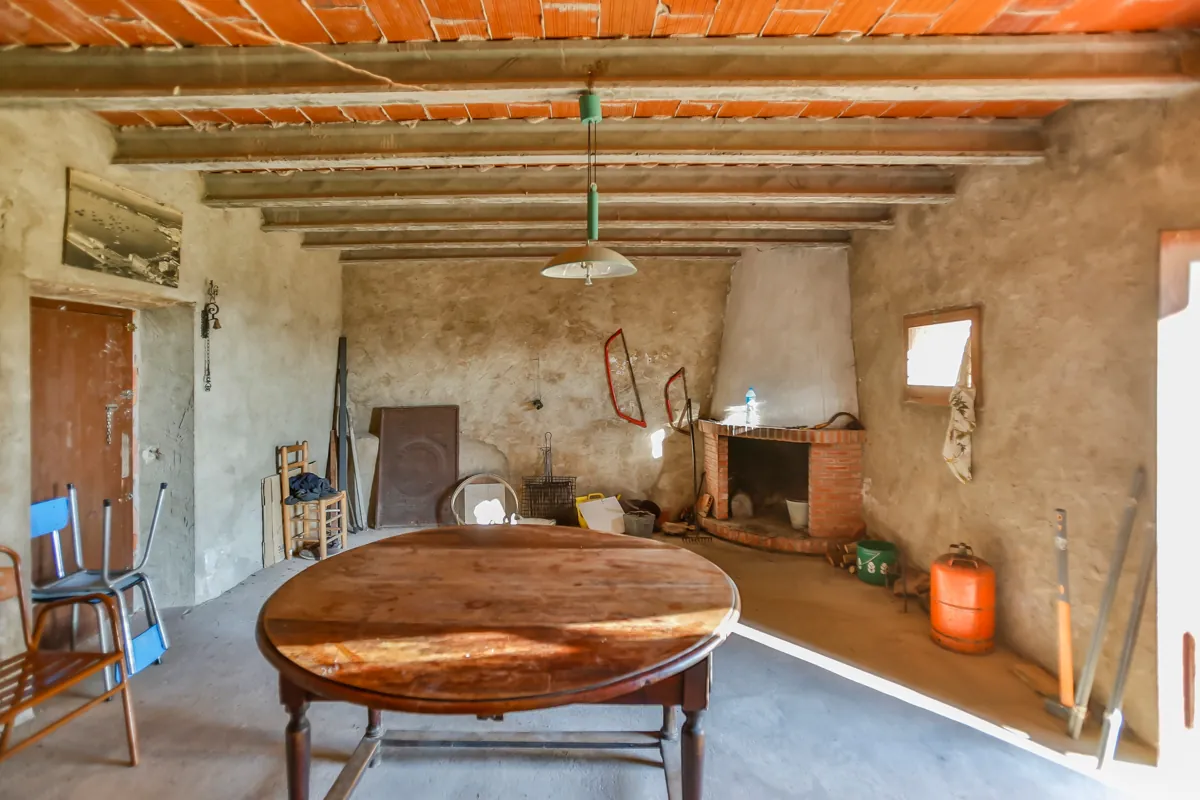 7335 - Maison à réhabiliter avec jardin dans l'Alt Empordà