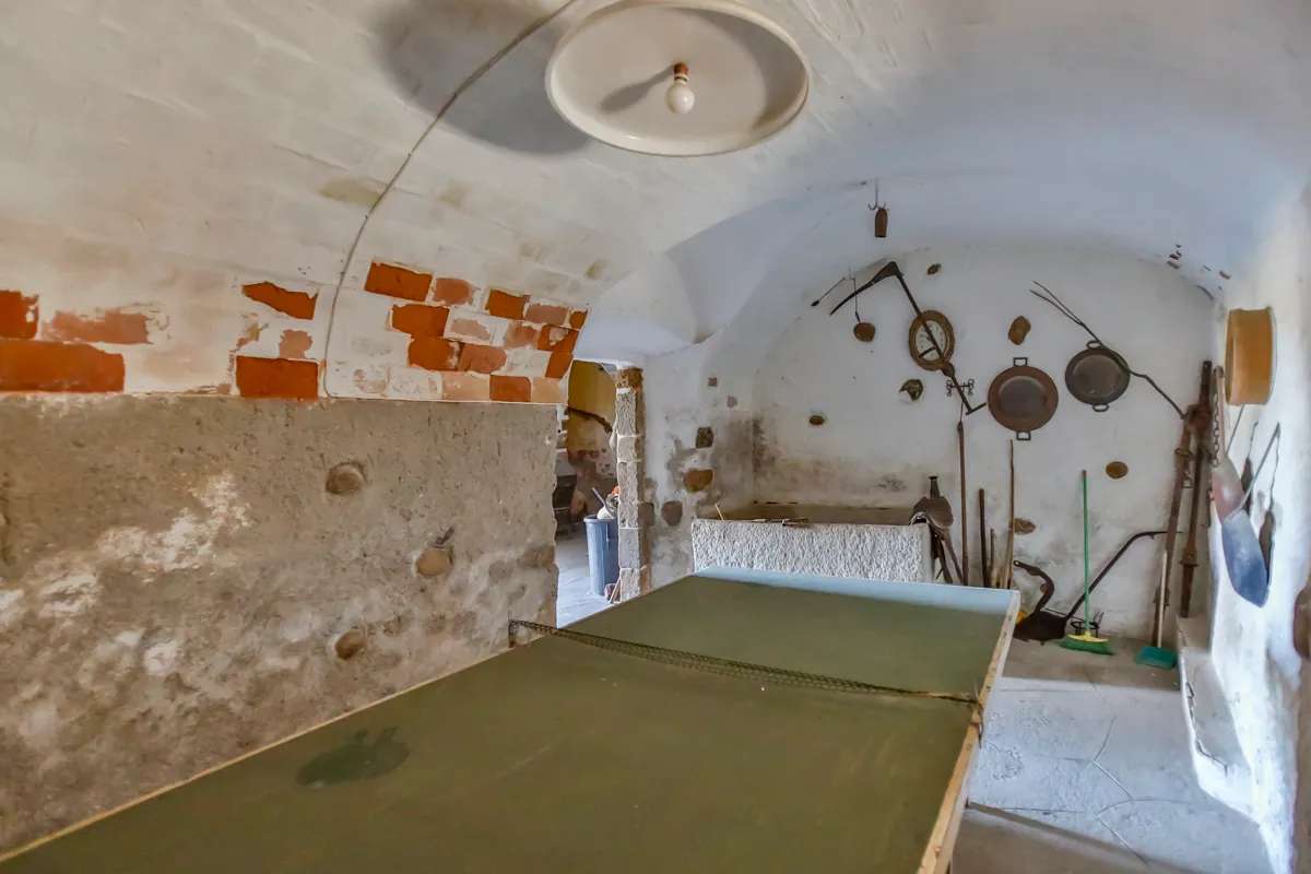 7335 - Maison à réhabiliter avec jardin dans l'Alt Empordà